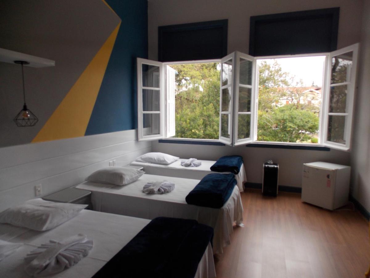 Quarto Quádruplo Standard