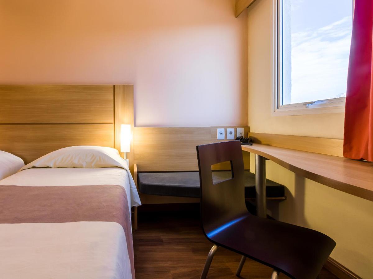 Apartamento com 2 Camas de Solteiro