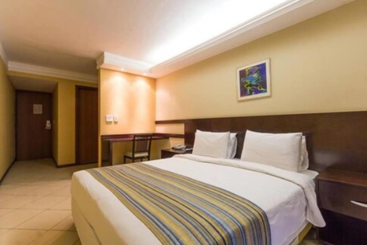 Deluxe Double Room Shower,448000548:JPEG