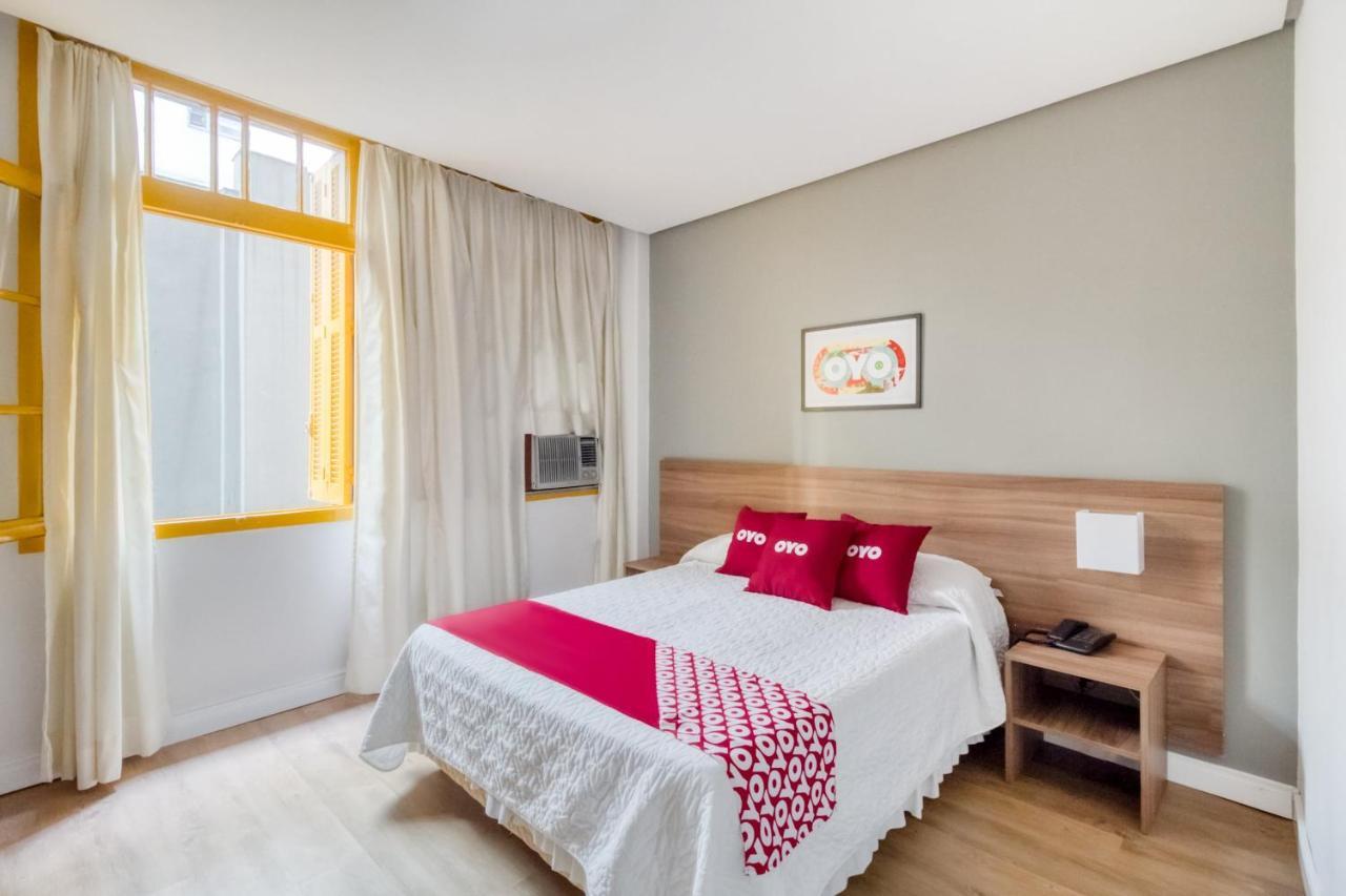 Quarto Duplo