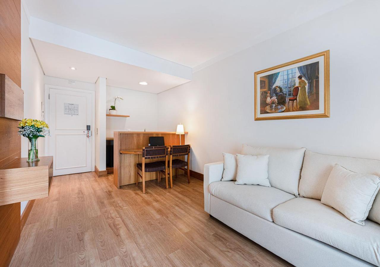 Classic Suite,1029544639:JPEG