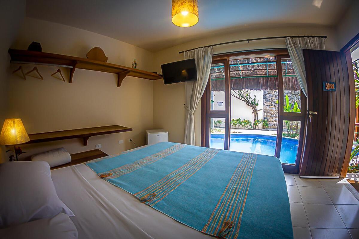 Quarto Duplo com Vista da Piscina