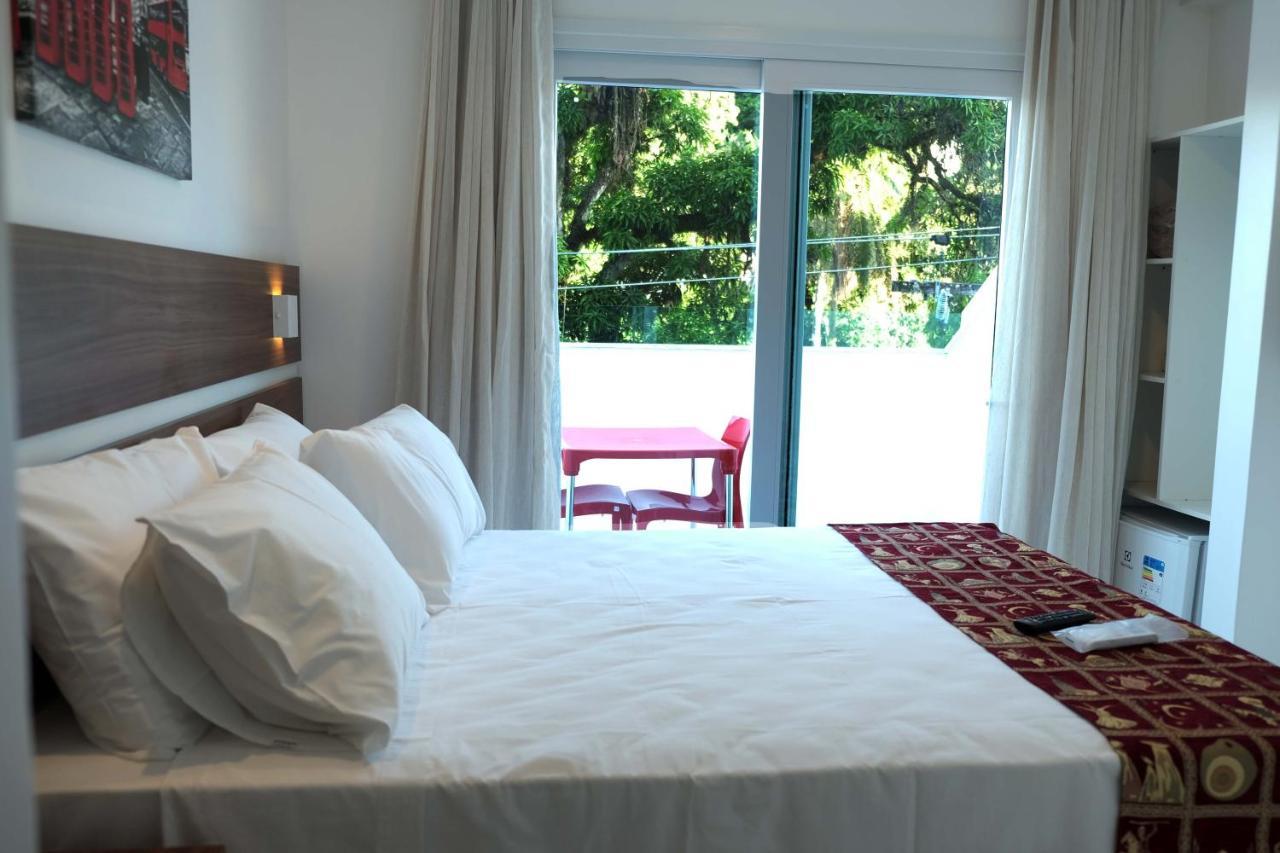 Deluxe Suite,1284540181:JPEG
