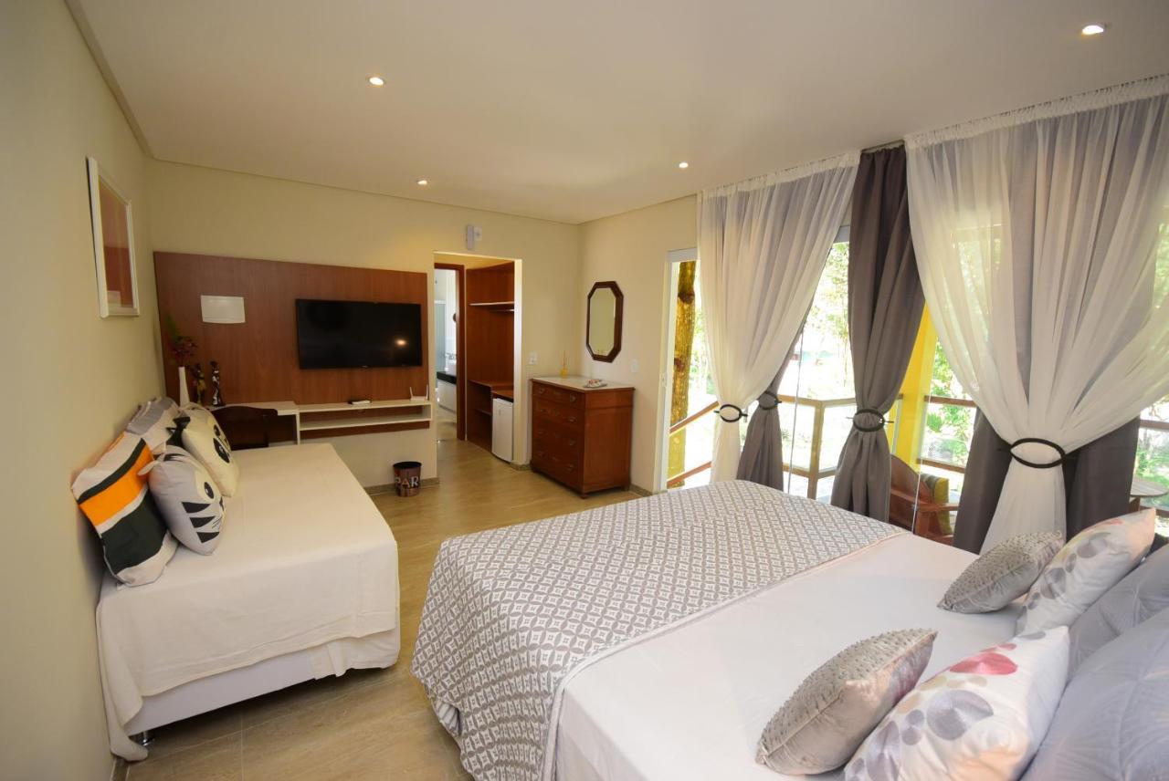 Quarto Triplo com Varanda