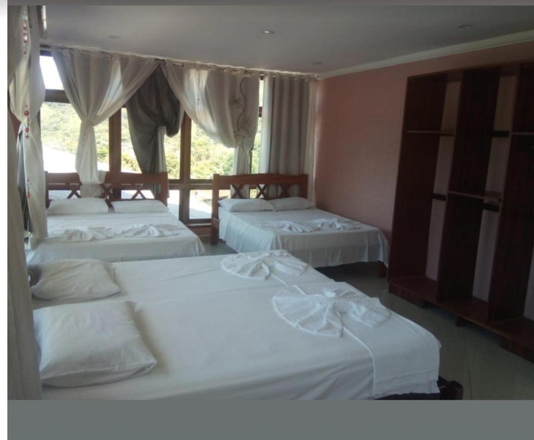 Executive Suite,1698944353:JPEG