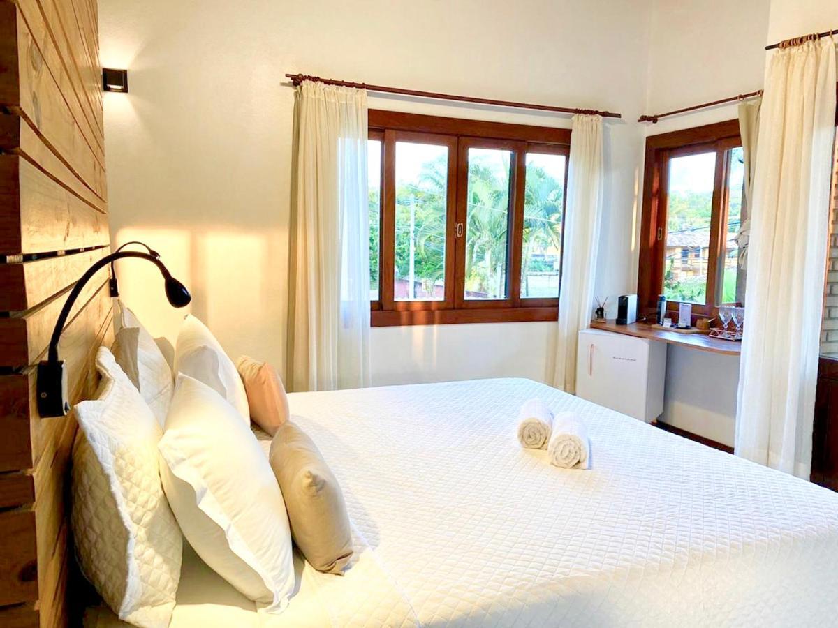 Suíte Deluxe com Banheira de Hidromassagem