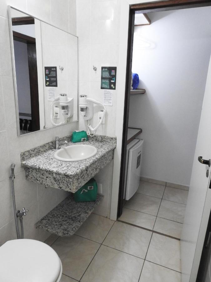 Quarto Triplo Econômico