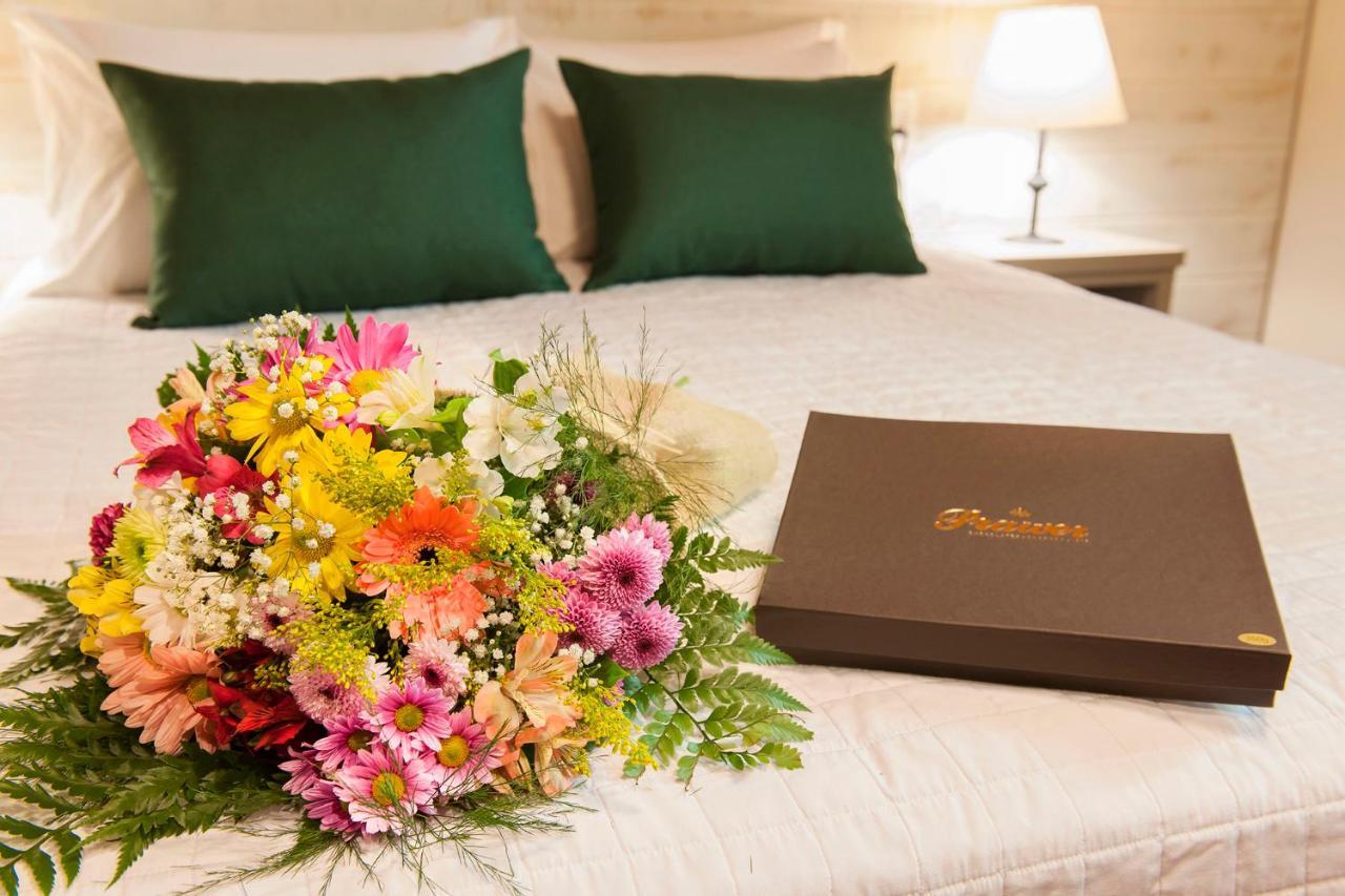 Special Chalet,1153450254:JPEG