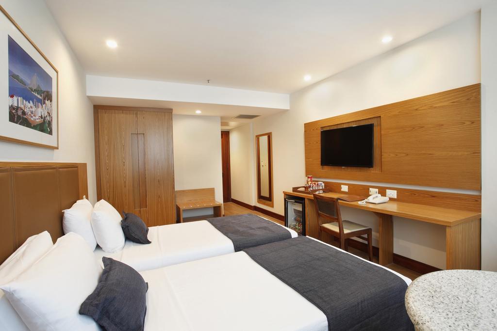 Quarto Triplo Standard