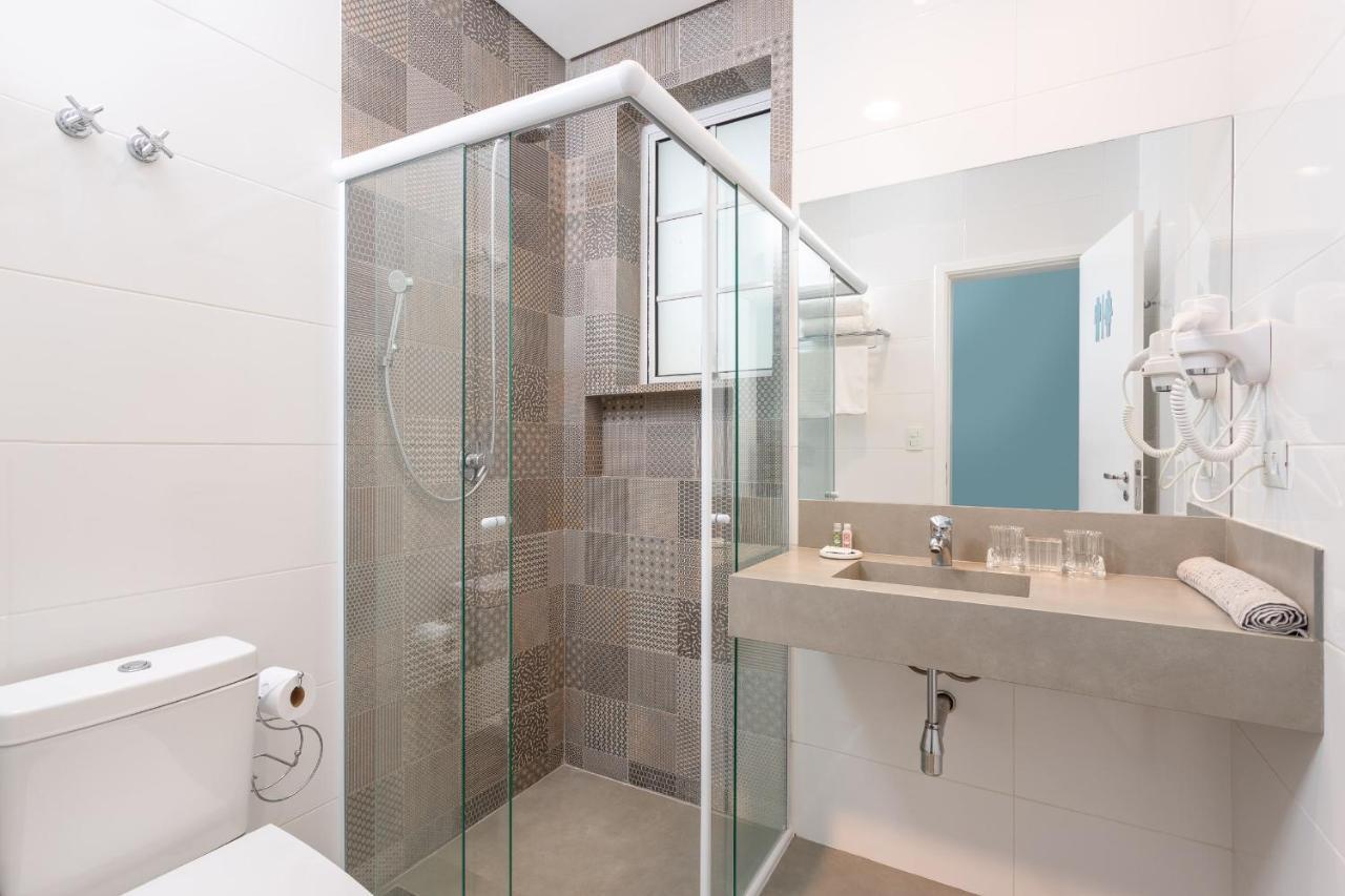 Twin Room with Private External Bathroom