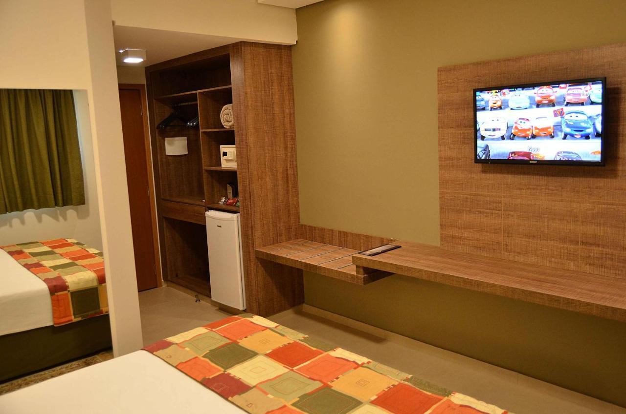 Quarto Duplo Standard