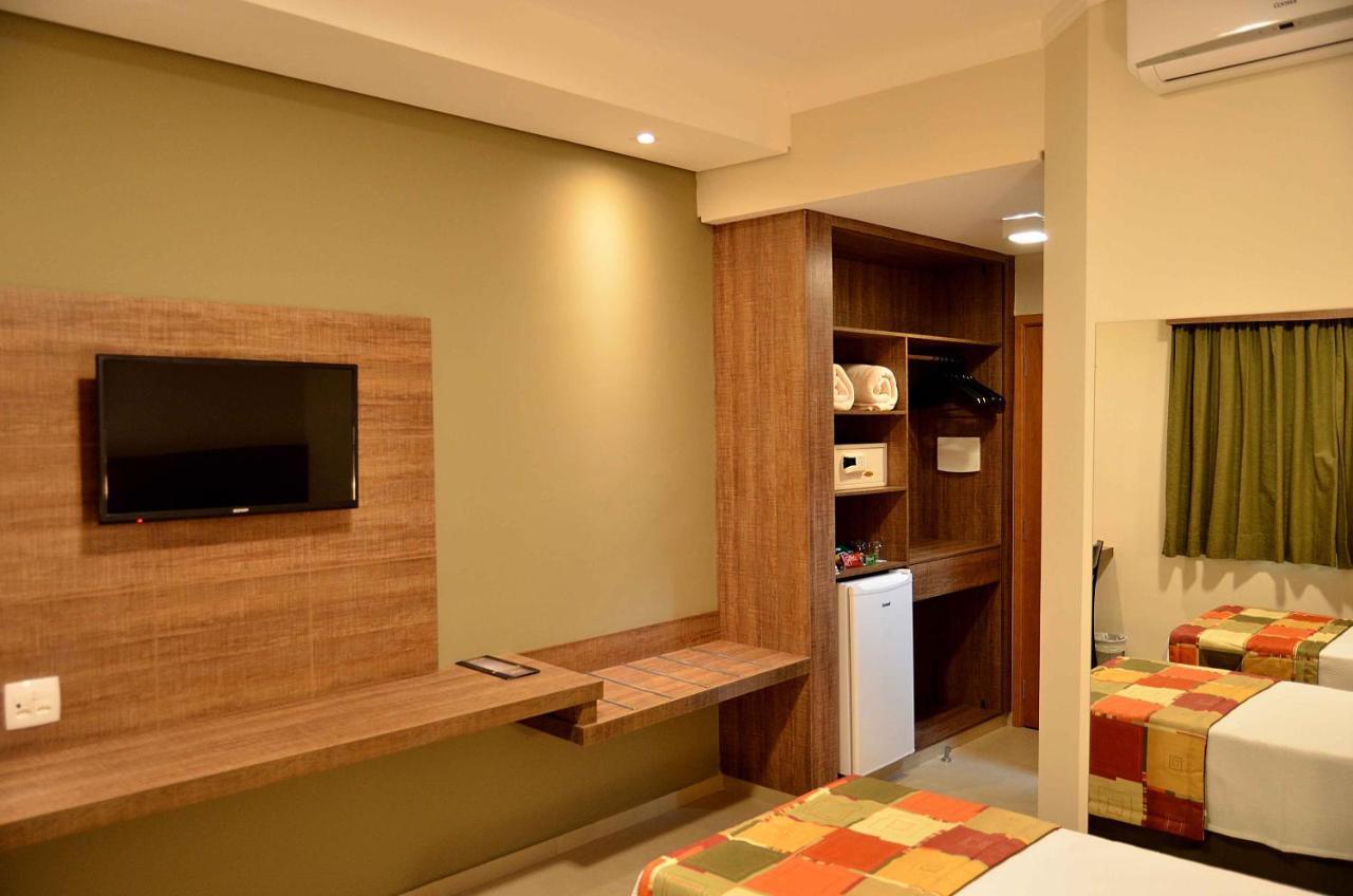 Quarto Standard com 2 Camas de Solteiro