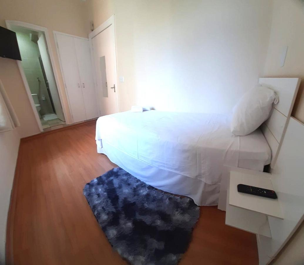 Quarto Individual Econômico