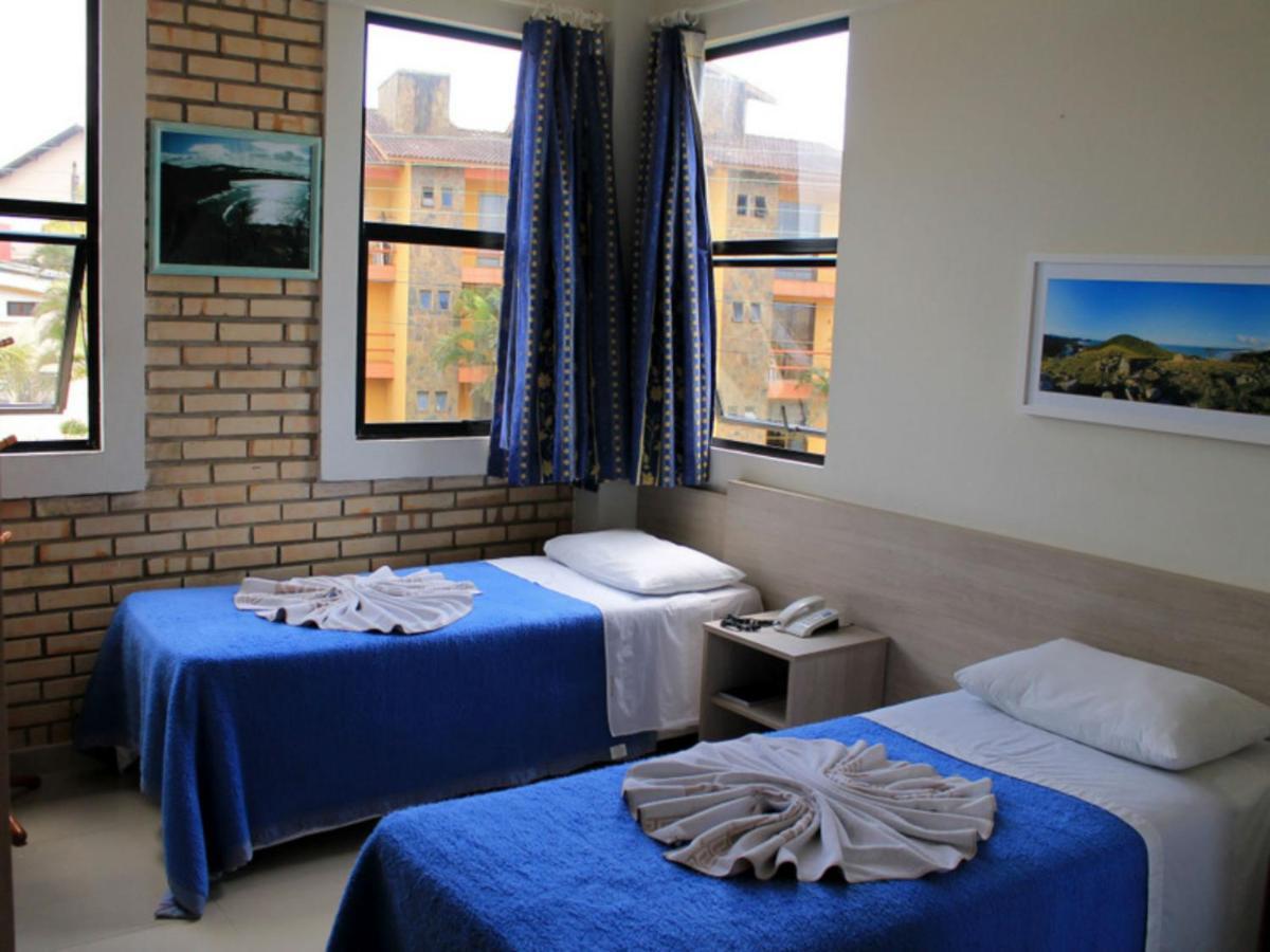 Quarto Duplo