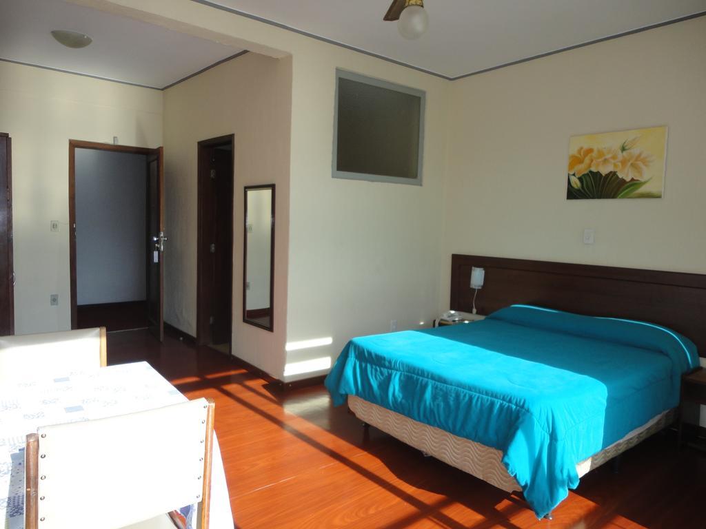 Standard Double or Twin Room,115895555:JPEG