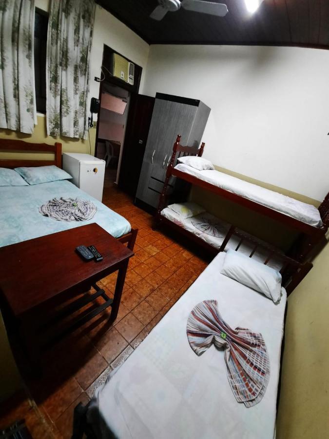 Quarto Triplo Básico