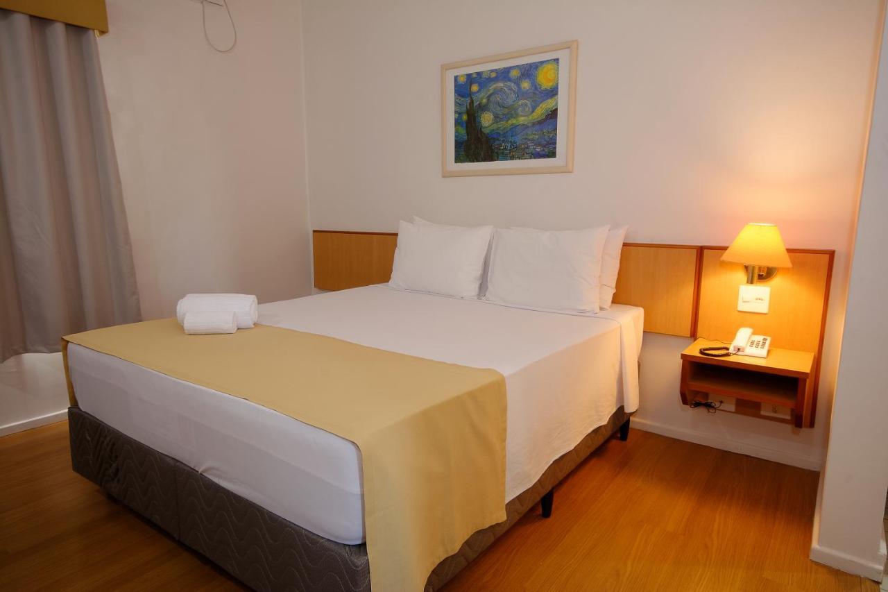Quarto Duplo Standard