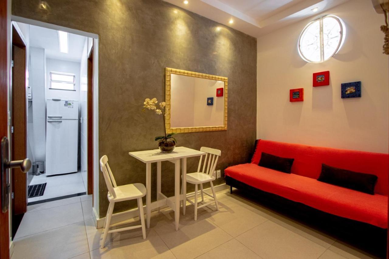 Apartamento com 1 Quarto