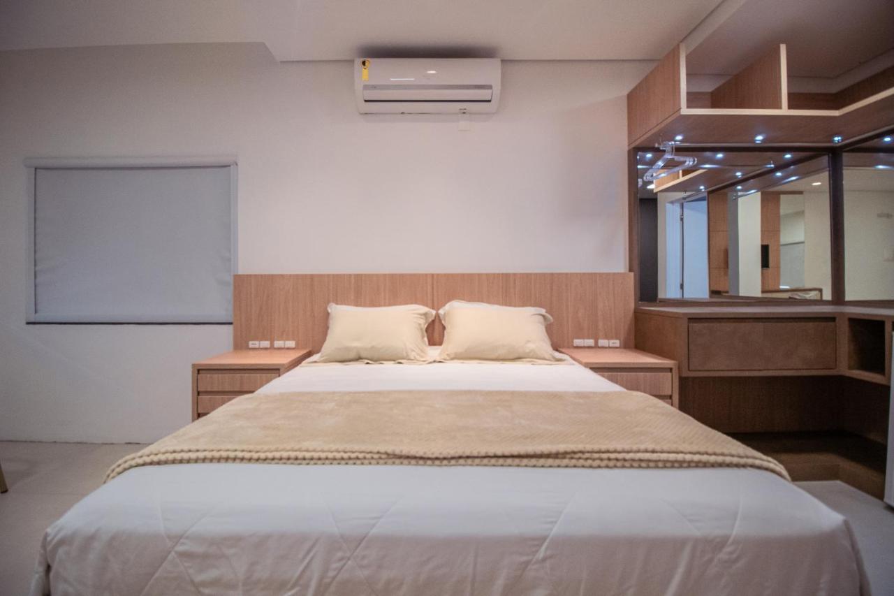 Studio with Spa Bath
