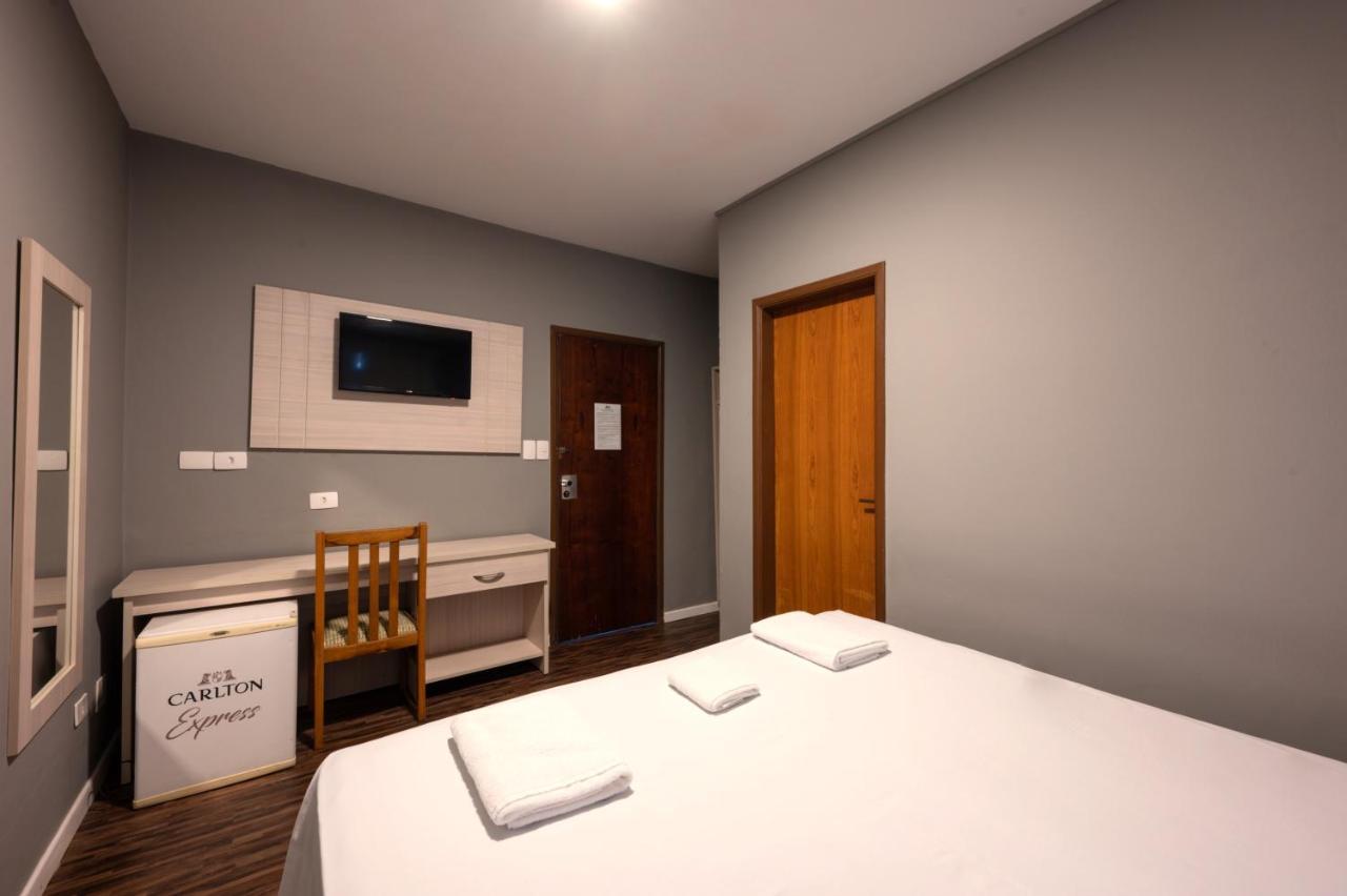 Deluxe Double or Twin Room,1192466584:JPEG