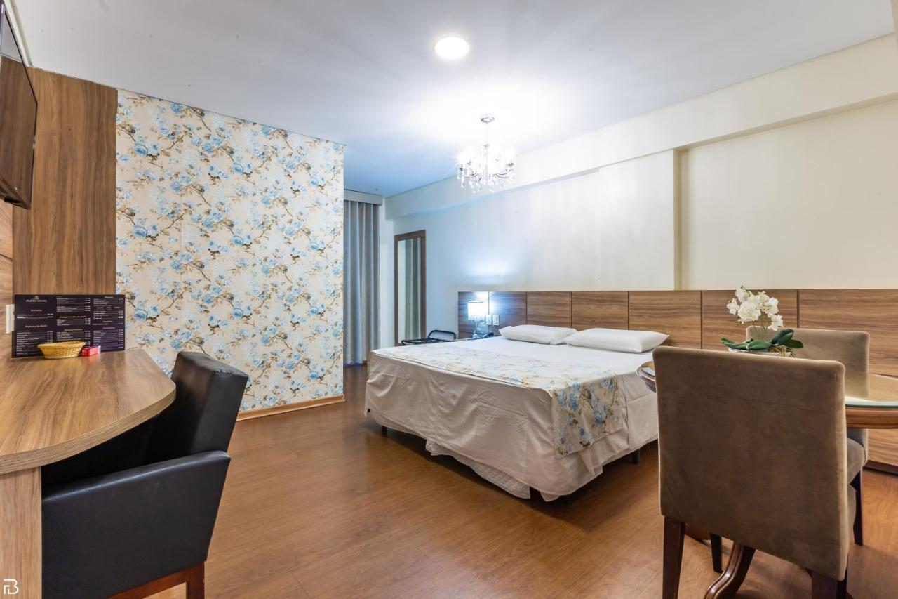 Quarto com Cama King-size