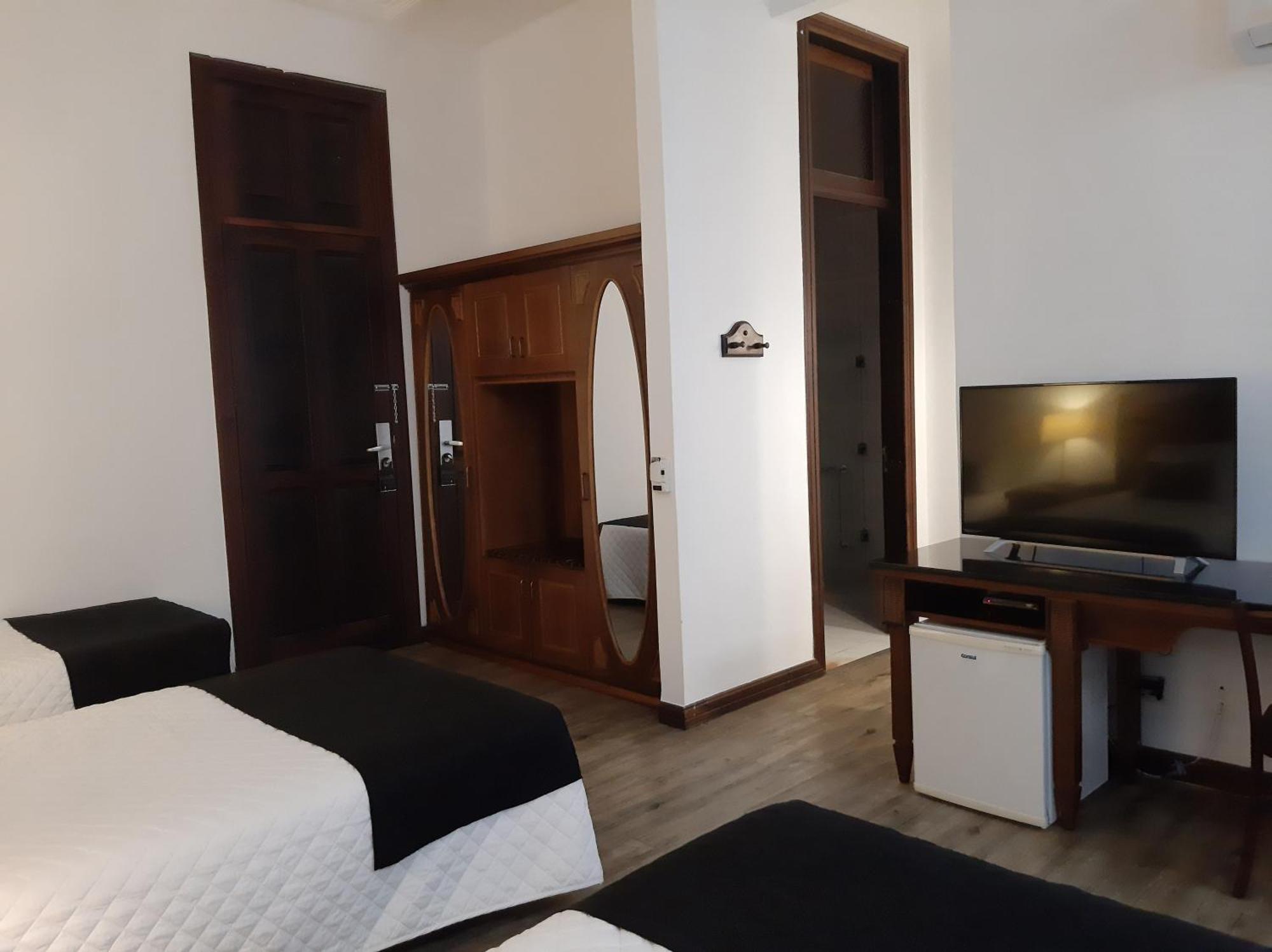 Luxury Triple Room