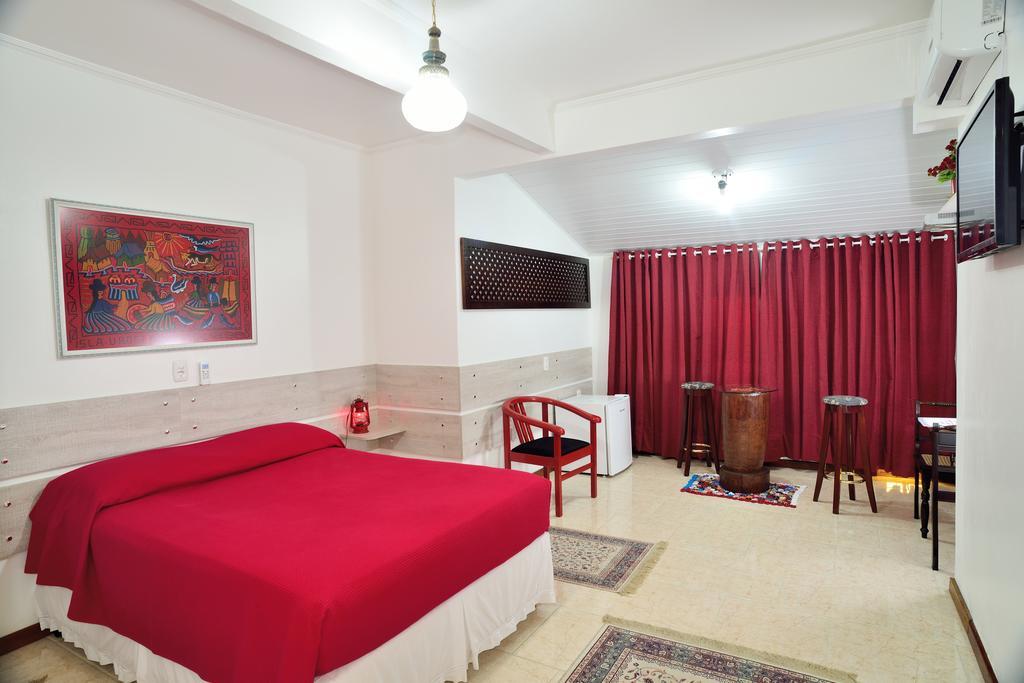 Quarto Superior com Cama King-size