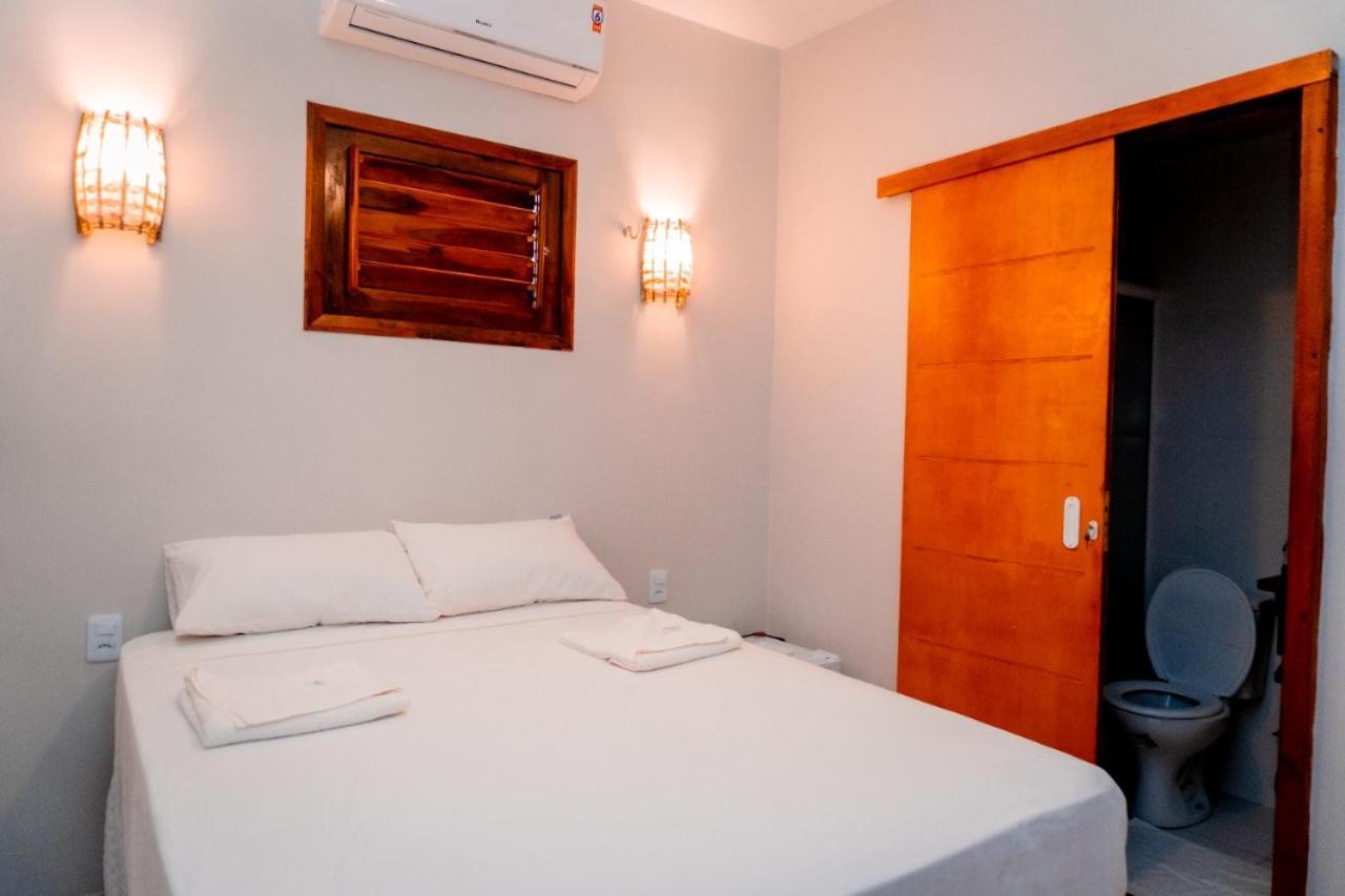 Quarto Deluxe (2 Adultos + 1 Criança)
