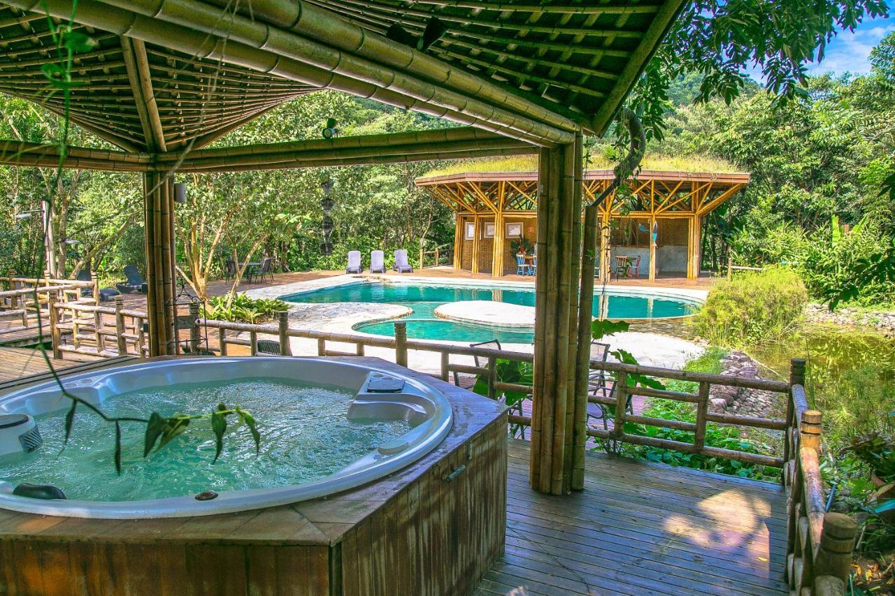 Deluxe Bungalow with Garden View