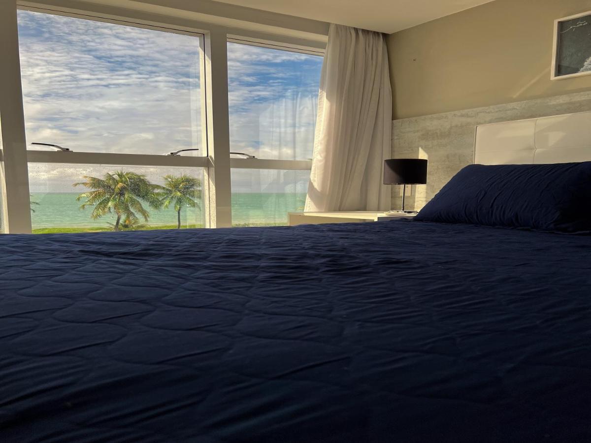 Apartamento com Vista do Mar