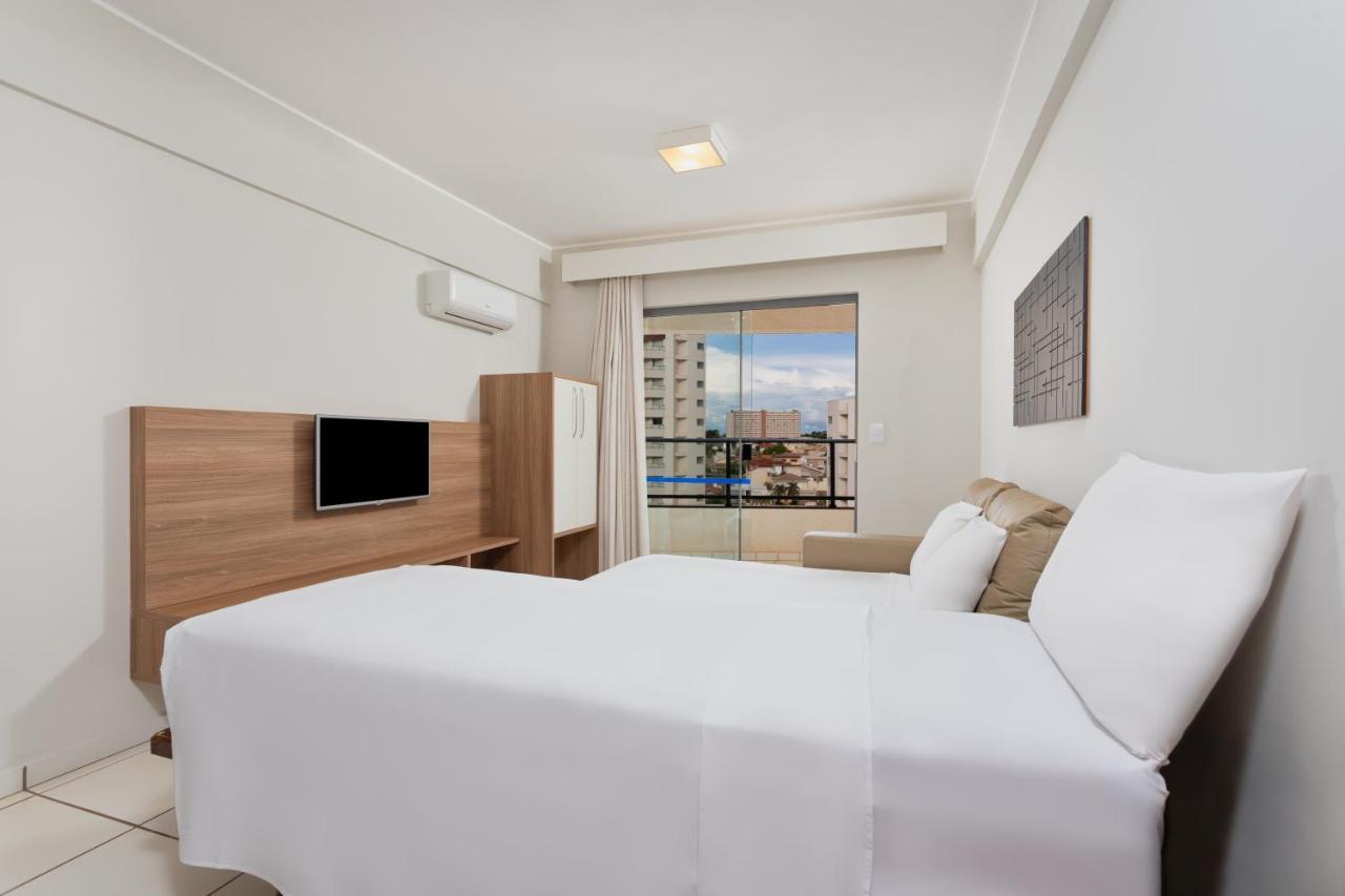 Quarto triplo com ingresso de 1 dia para o parque Thermas dos Laranjais incluído