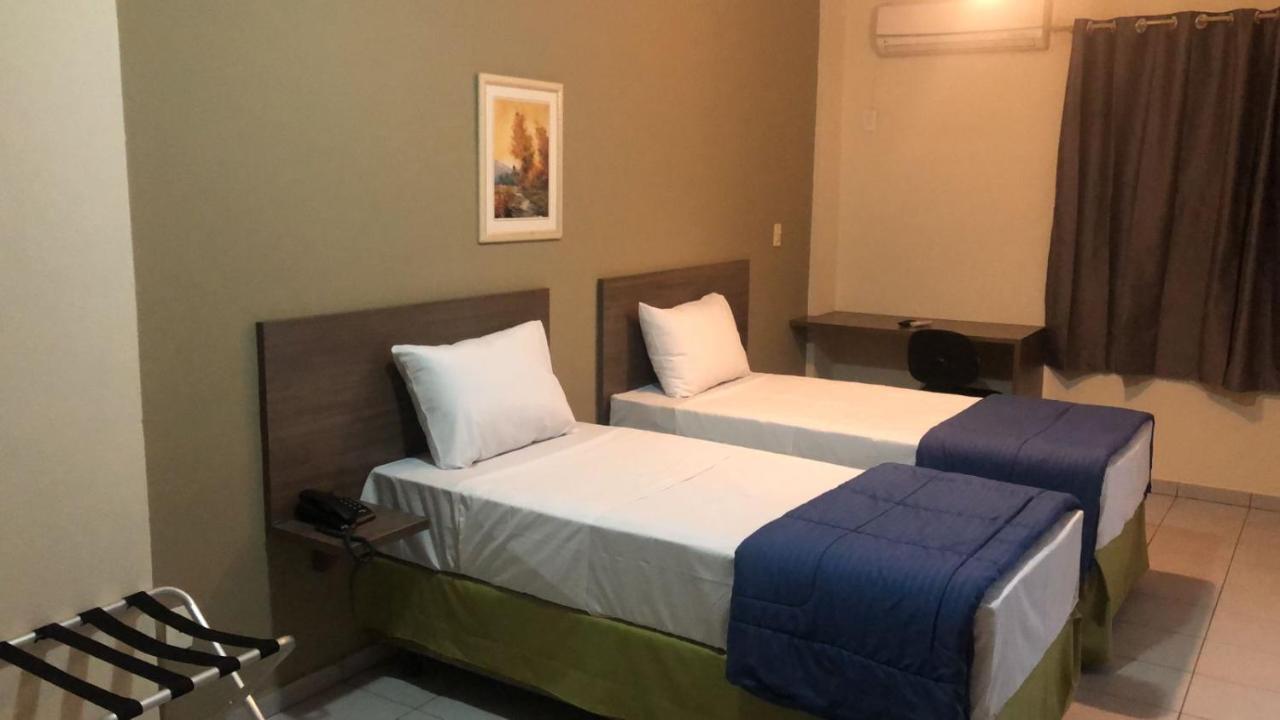 Twin Room,1269943171:JPEG