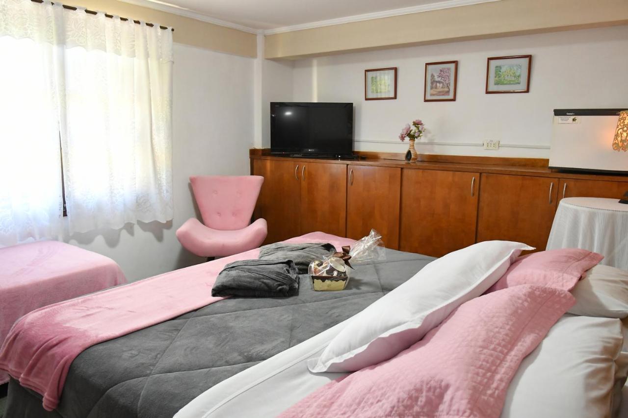 Deluxe King Suite