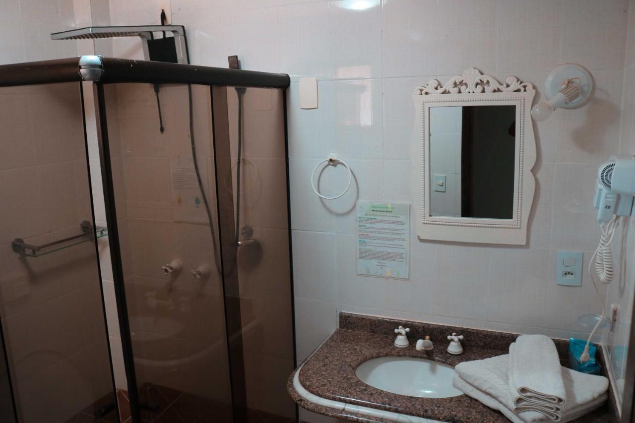 Quarto Duplo Deluxe com Banheiro Privativo