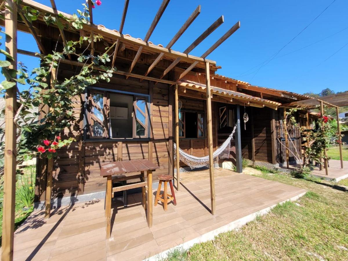 Chalet,1765930587:JPEG