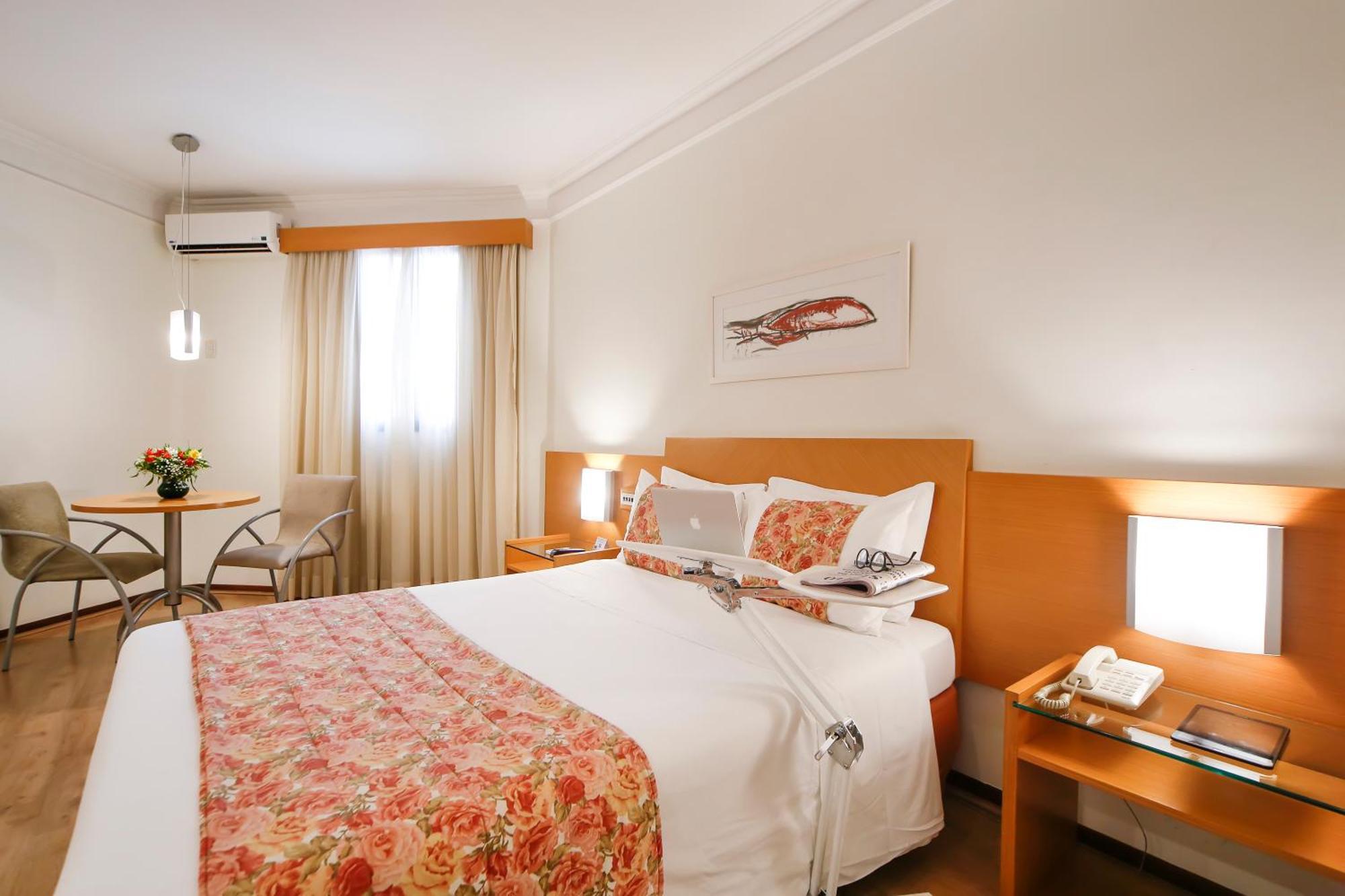 Quarto Deluxe com Cama Queen-size