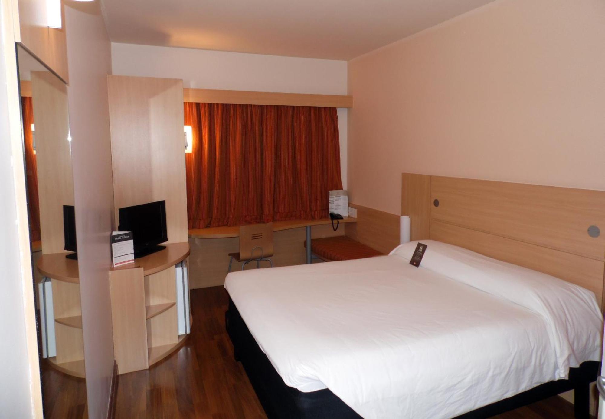 Quarto Duplo Standard