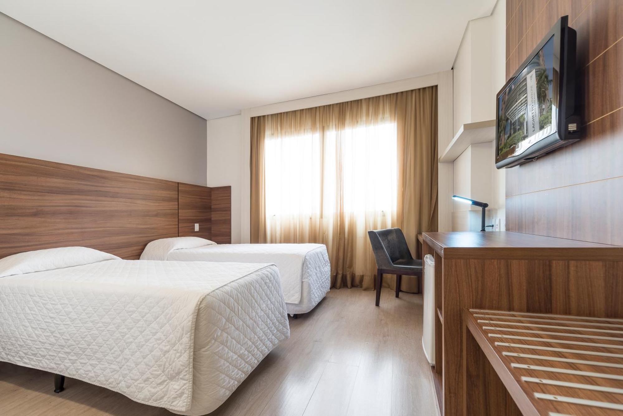 Luxury Twin Room,1558543402:JPEG