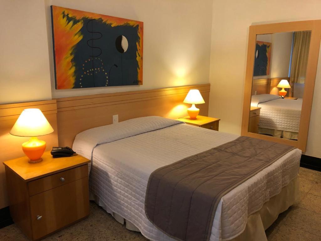 Luxury Room Double Bed,1037230936:JPEG