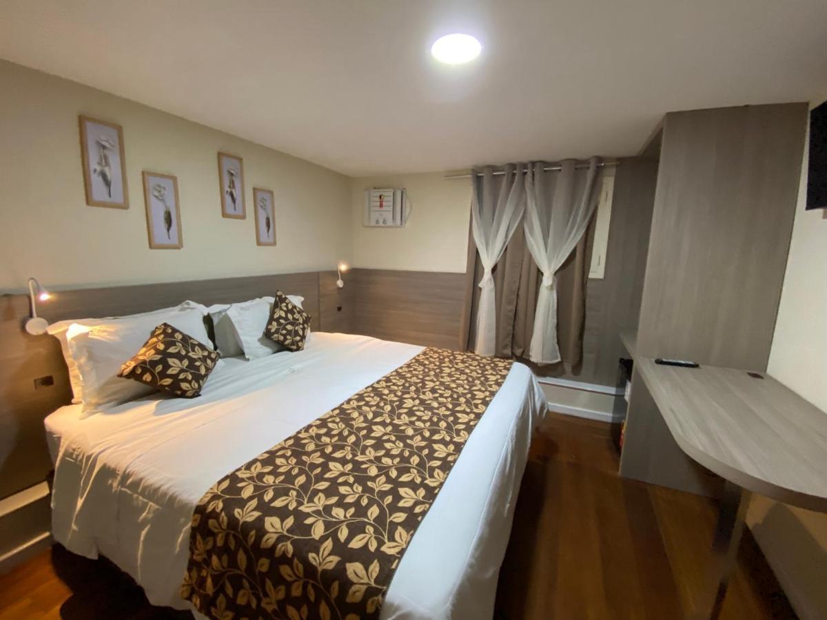 Quarto Superior com Cama de Casal ou 2 de Solteiro