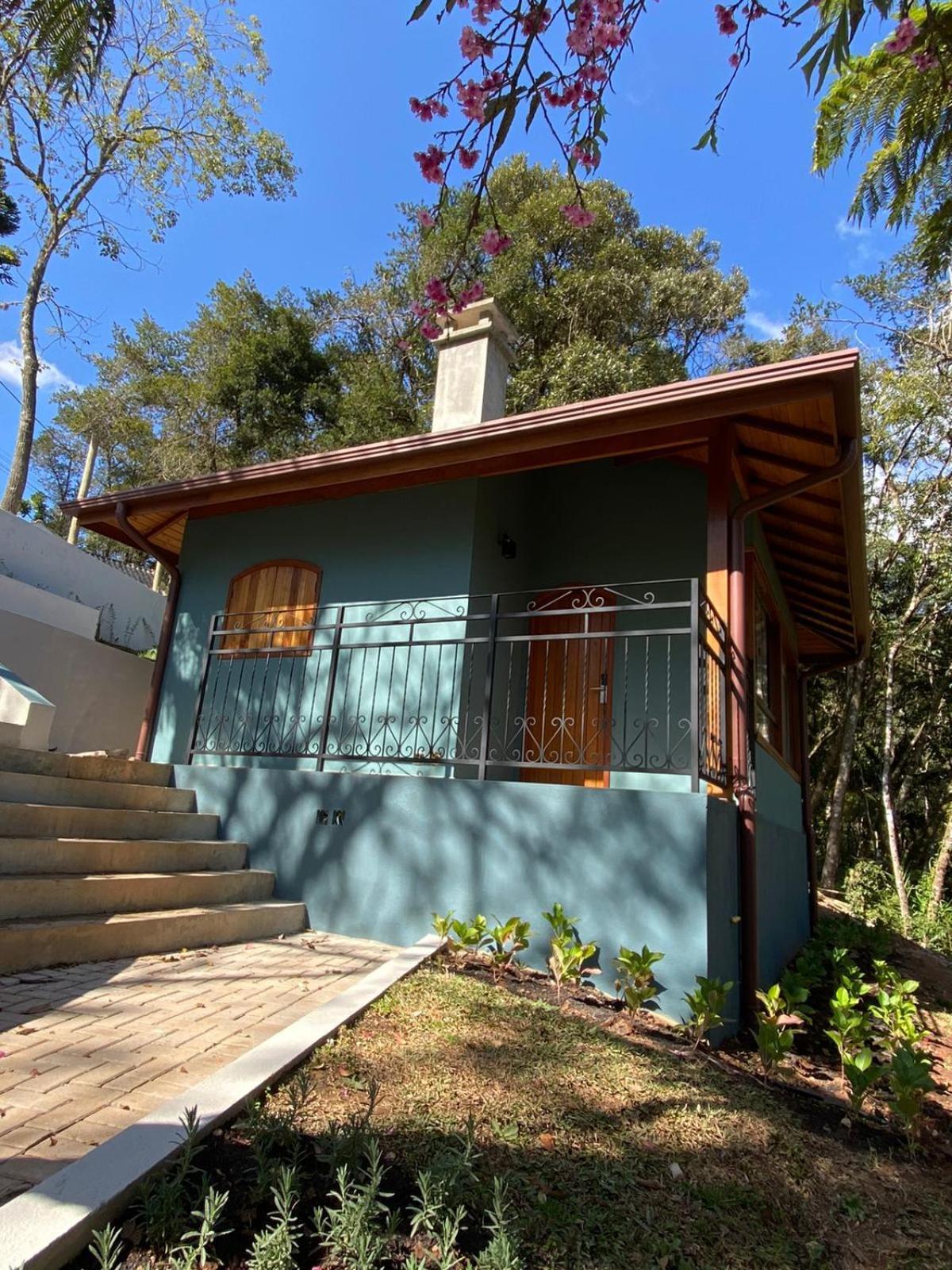 Quarto Duplo com Vista do Jardim
