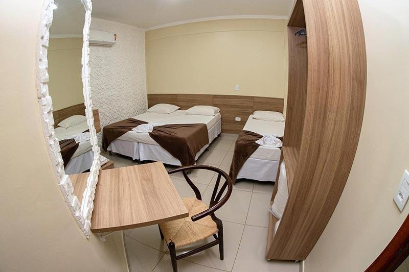 Quarto Triplo Família