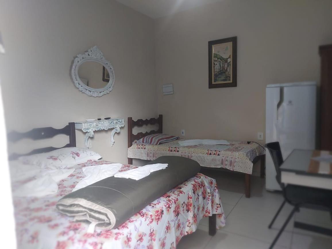 Quarto Individual Econômico