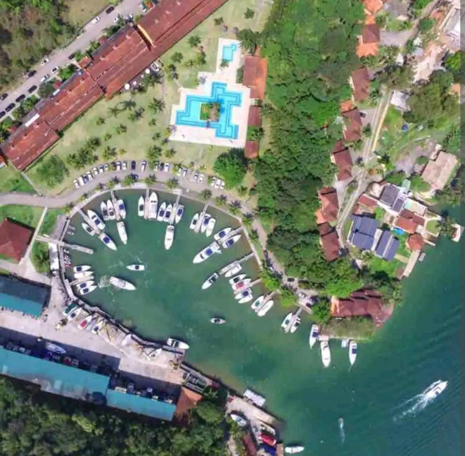 Apartamento com Vista do Mar