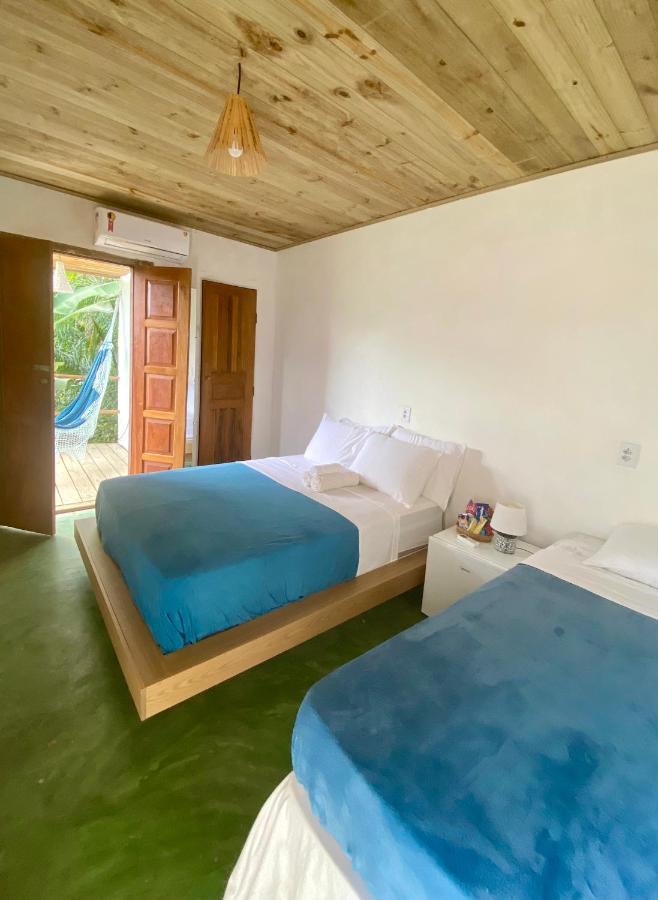 Quarto Triplo com Varanda