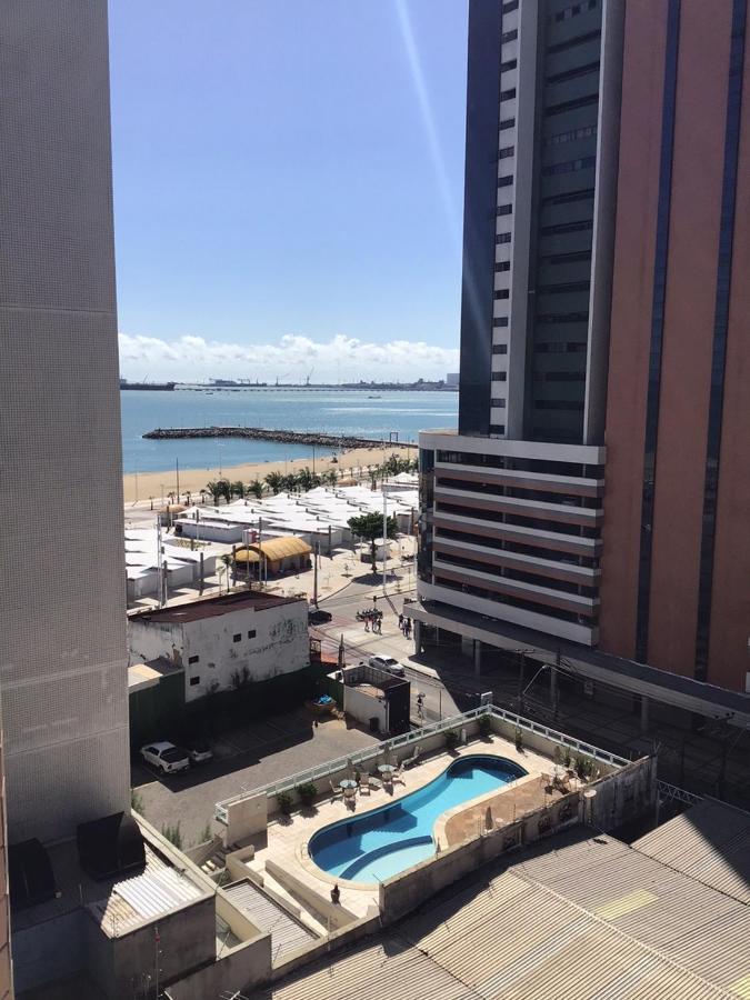 Apartamento com Varanda