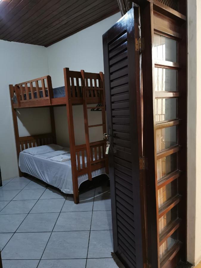 Quarto Duplo com Banheiro Compartilhado