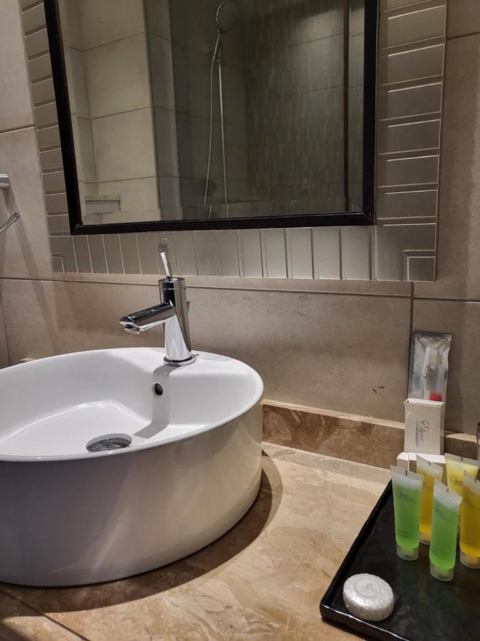 Family Room,747557933:JPEG