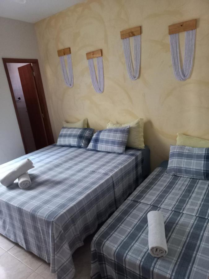 Quarto Triplo com Banheiro