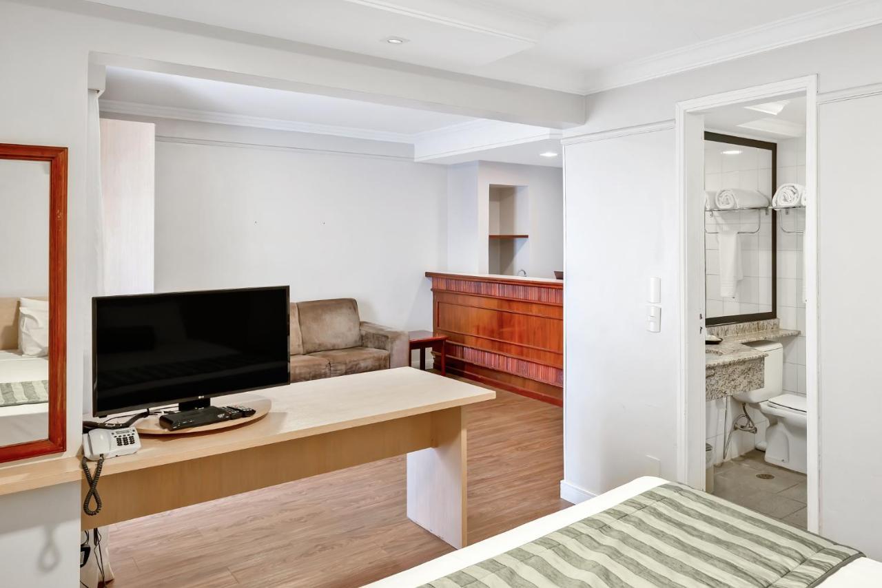 Quarto Deluxe com 2 Camas de Solteiro